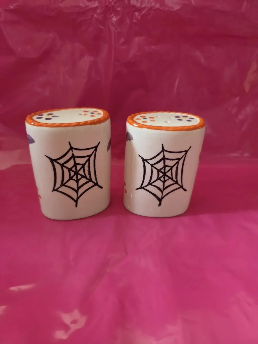 Boofetti Temp-tations Ceramic Salt An Pepper Shakers Halloween